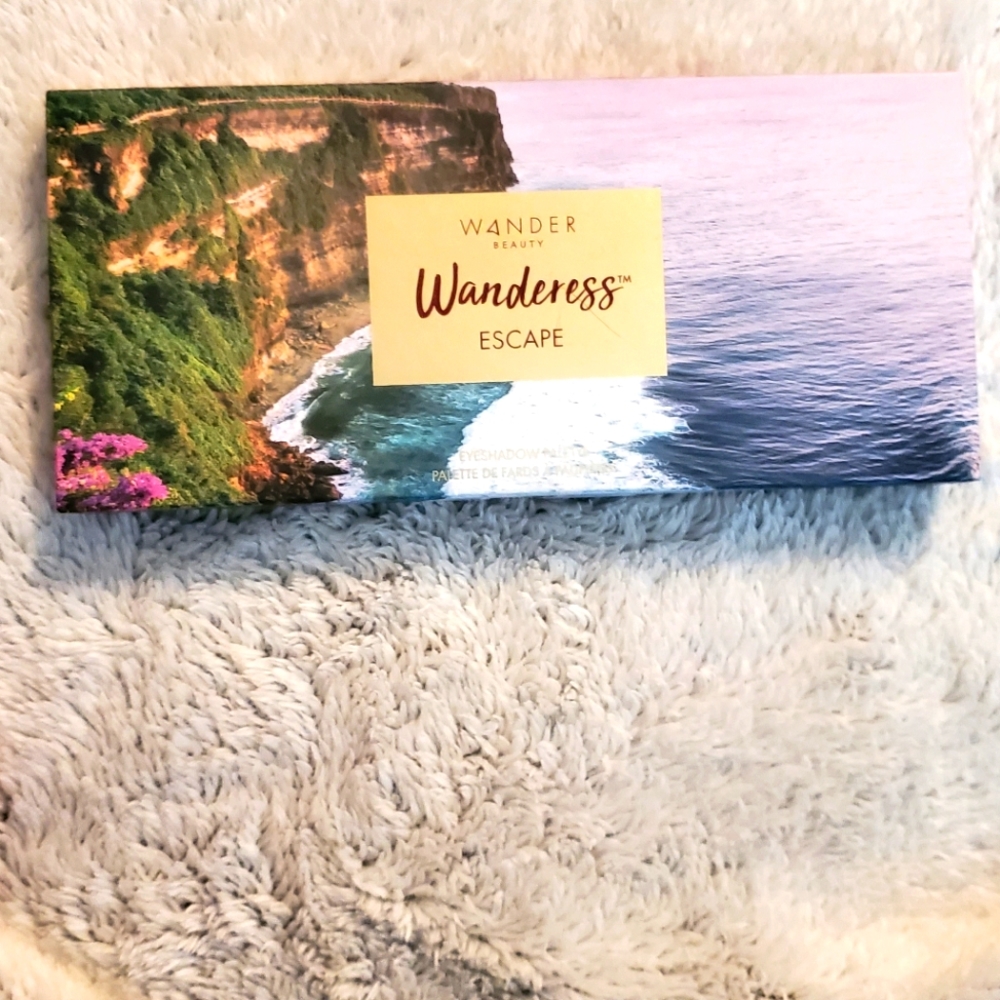 Wander Beauty Wandress Escape Eyeshadow Palette